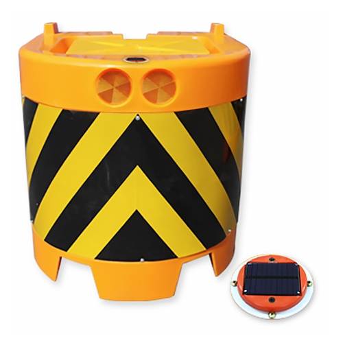 쏠라충격방지탱크(중) 사선(중앙분리대) / L900xW900xH900