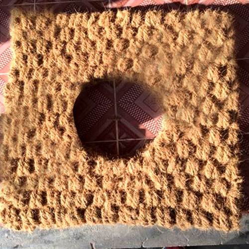 수목보호판(야자매트) 사각 사각 / 1.5m*1.5m 내경:30